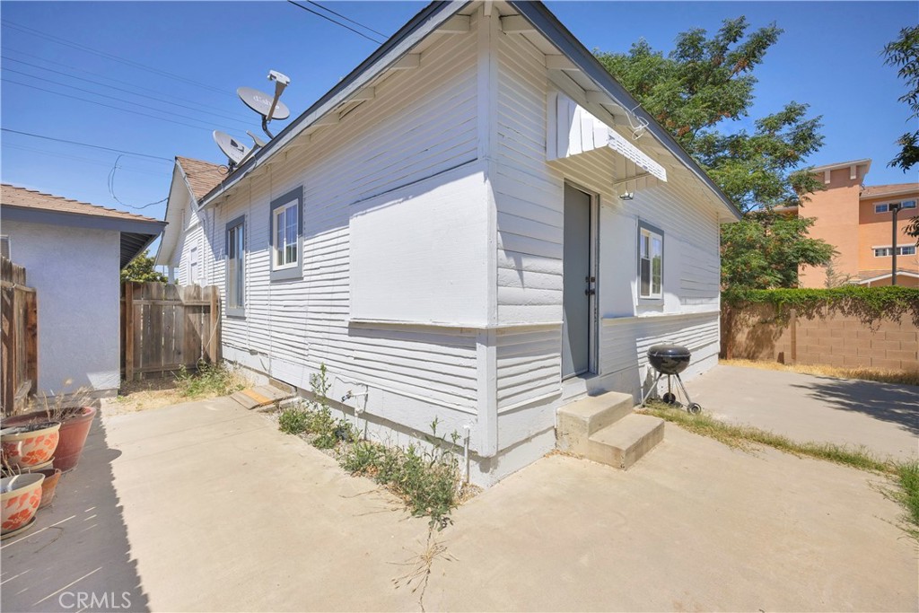 135 S Alfred Street
