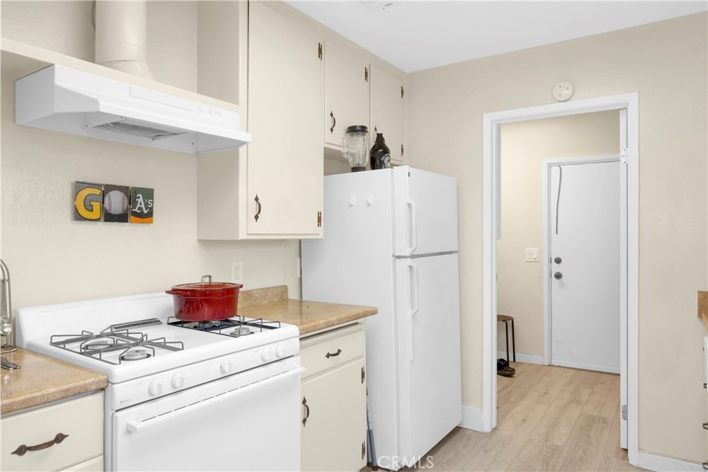 135 S Alfred Street