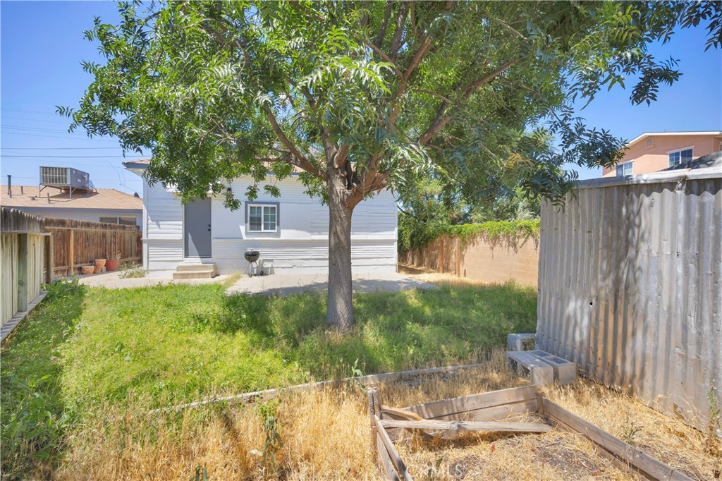 135 S Alfred Street