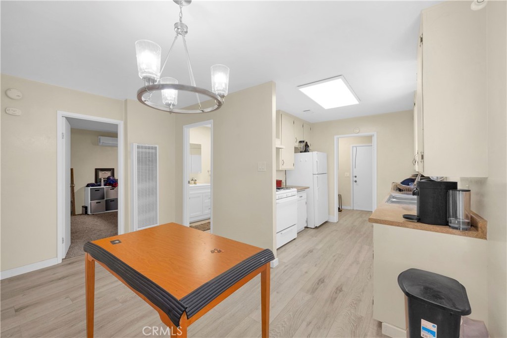 135 S Alfred Street