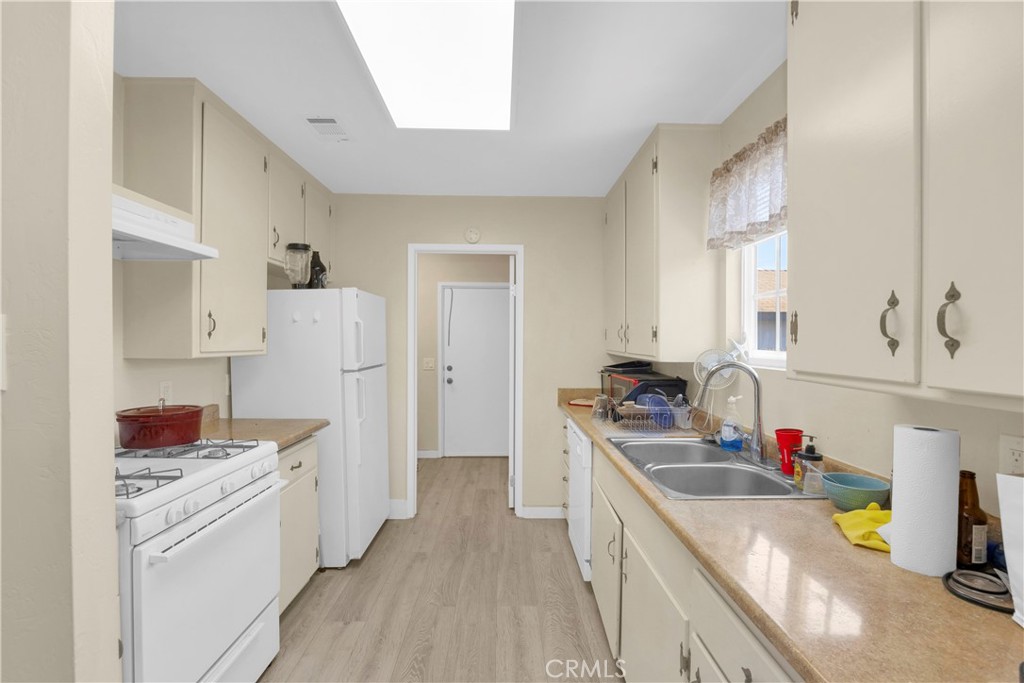 135 S Alfred Street