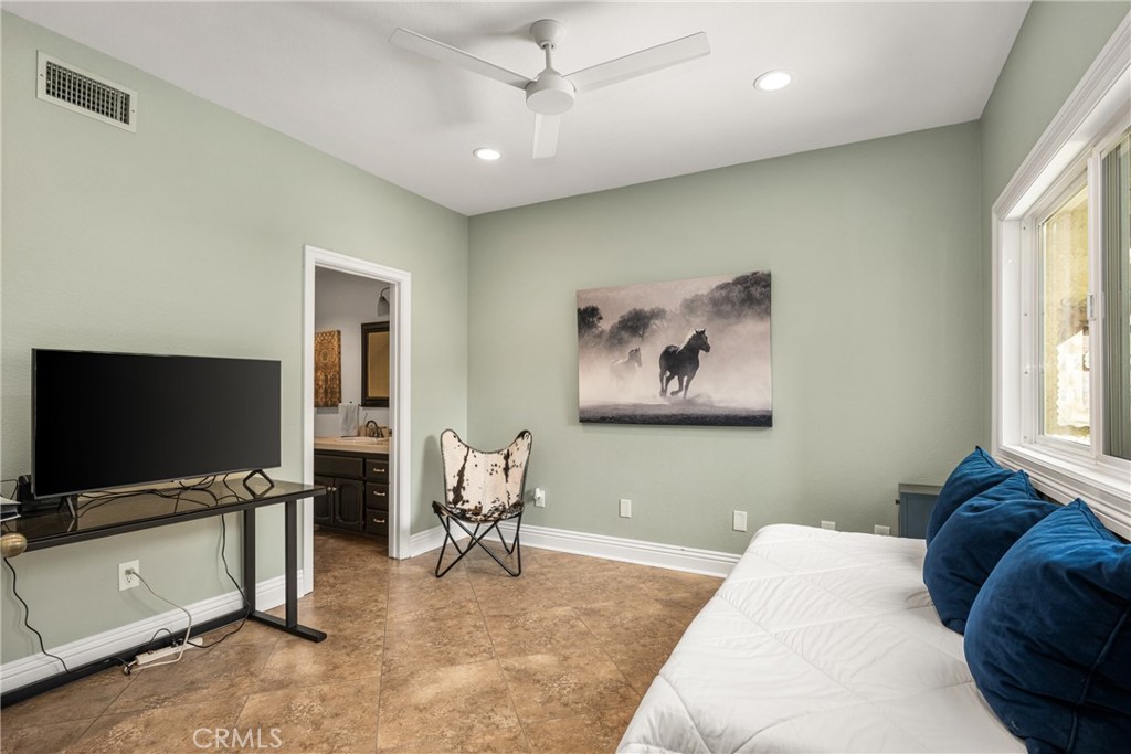 19180 Palm Vista