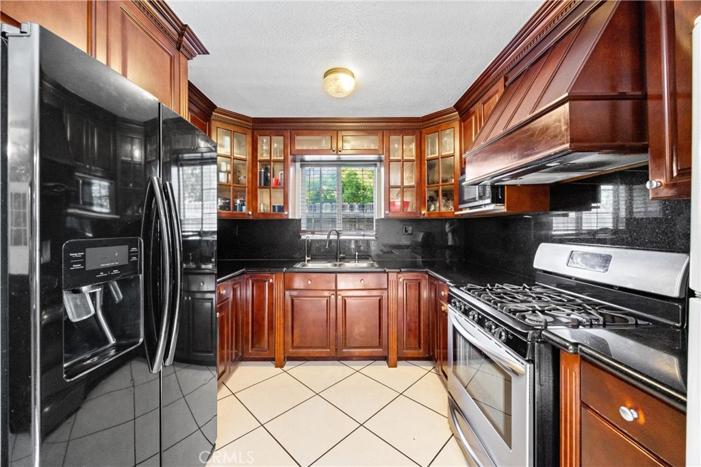 6362 Darlington Avenue