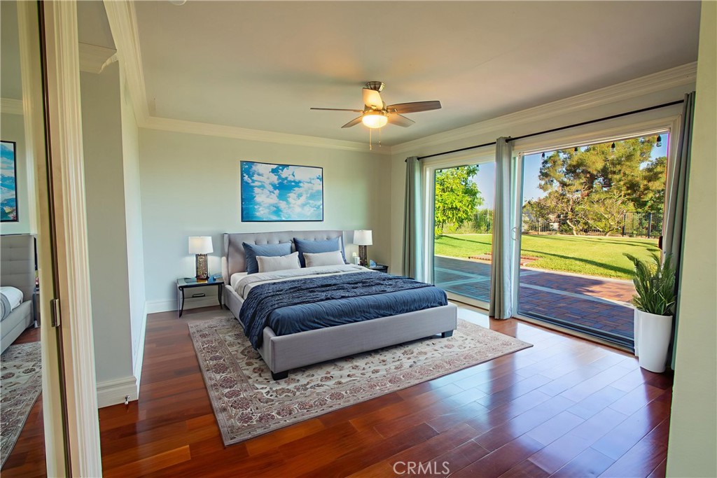 2906 E Marywood Lane