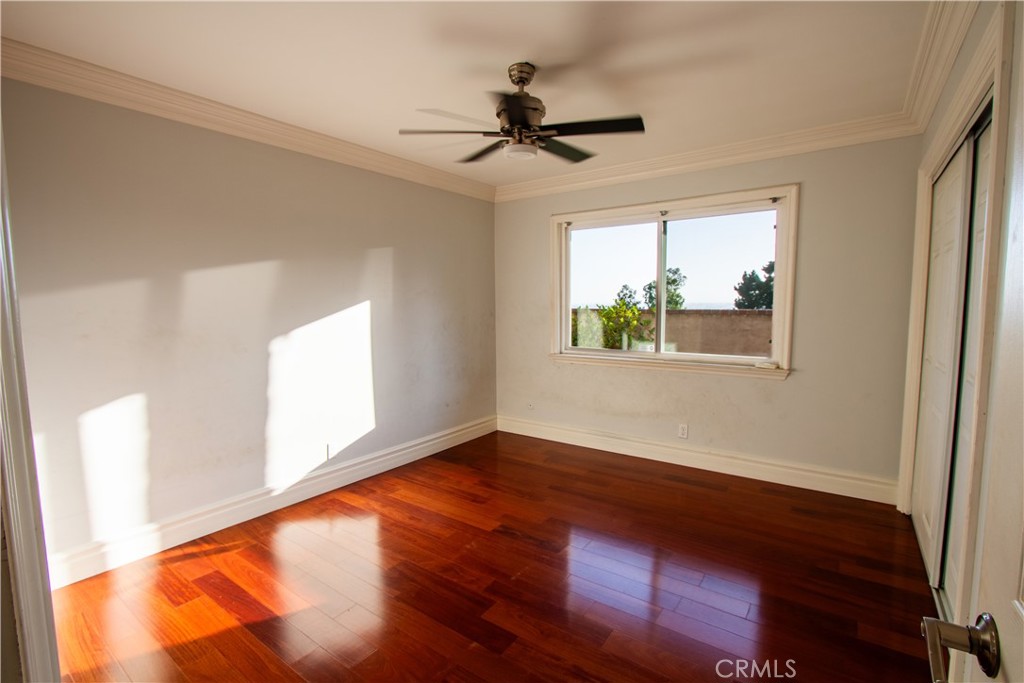 2906 E Marywood Lane