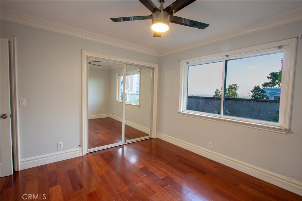 2906 E Marywood Lane