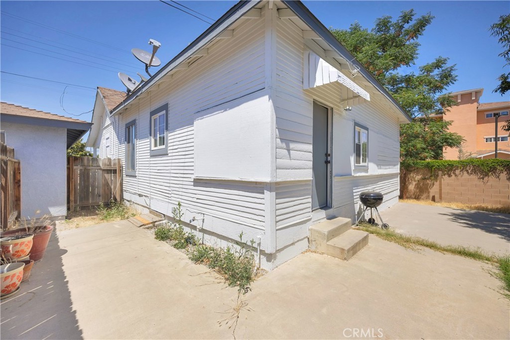 135 S Alfred Street
