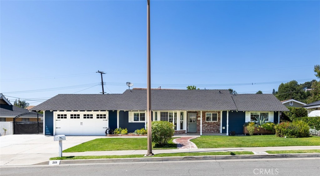 2119 E Denise Avenue