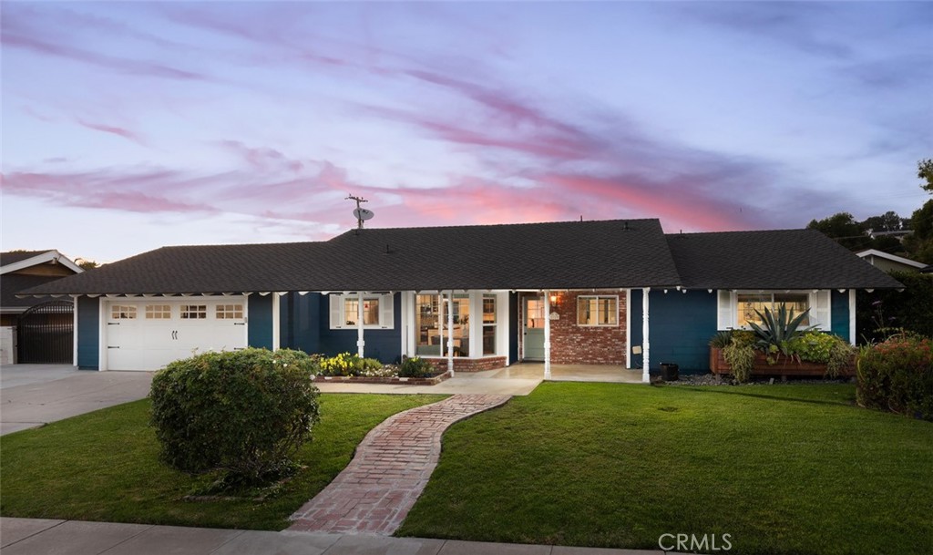 2119 E Denise Avenue