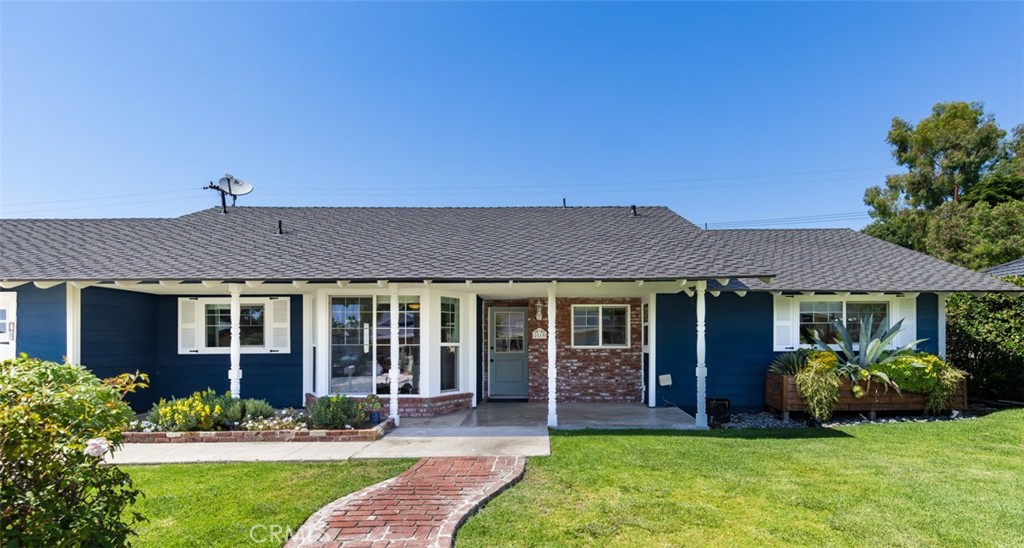 2119 E Denise Avenue