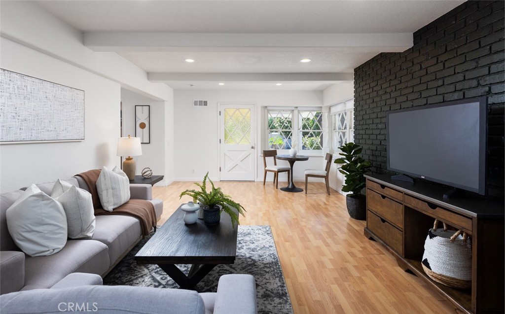 2119 E Denise Avenue