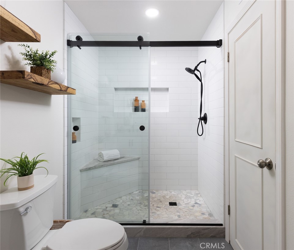 2119 E Denise Avenue