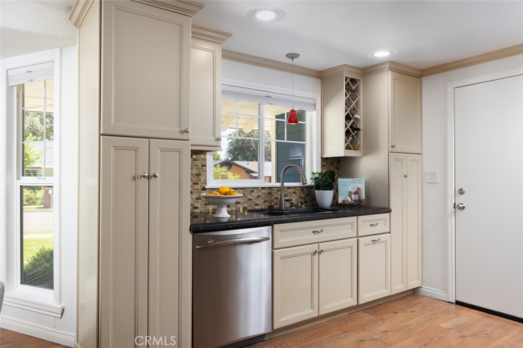 2119 E Denise Avenue