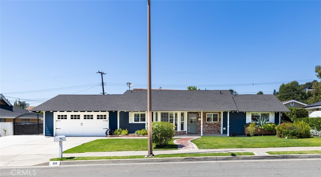 2119 E Denise Avenue