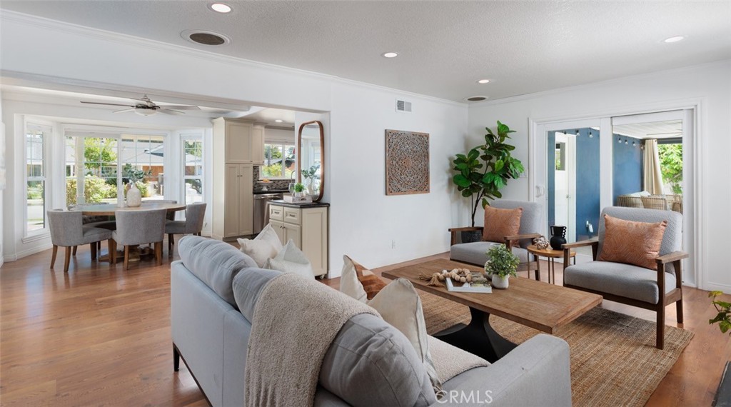 2119 E Denise Avenue