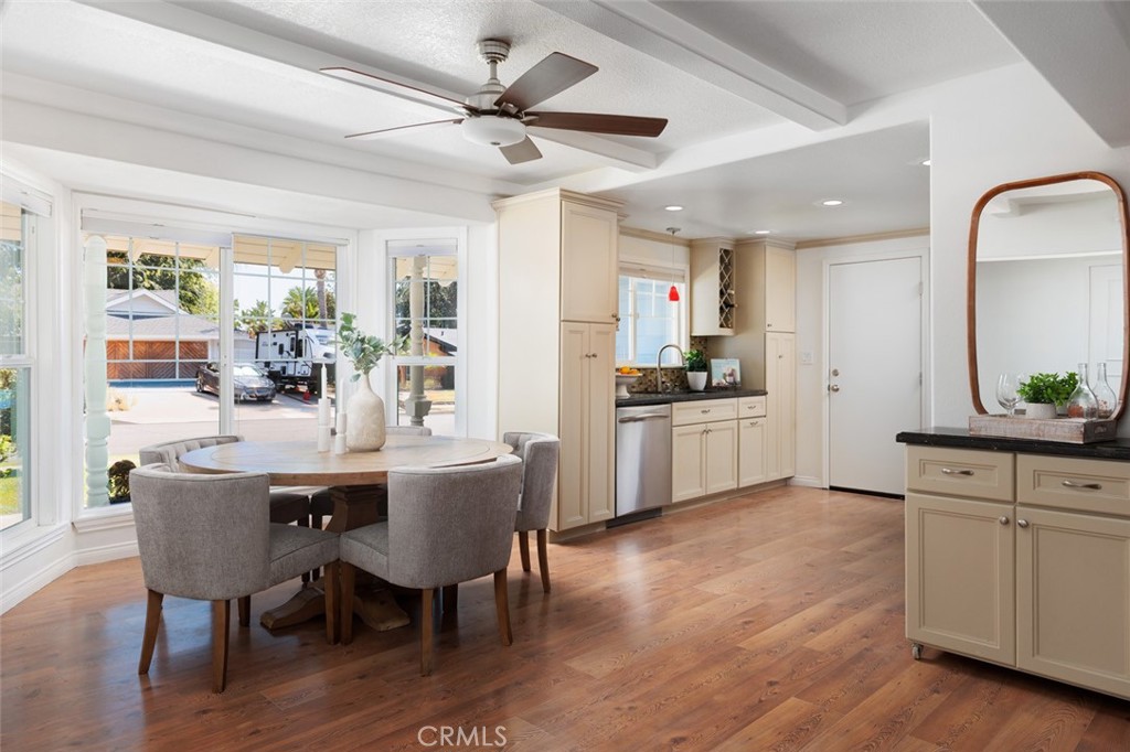 2119 E Denise Avenue