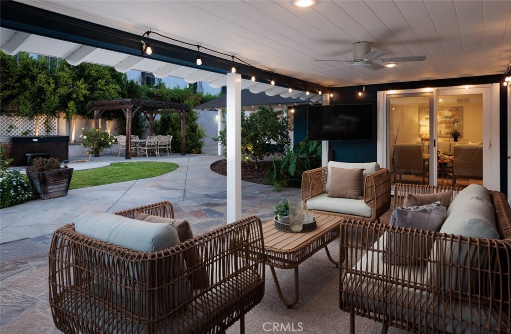 2119 E Denise Avenue