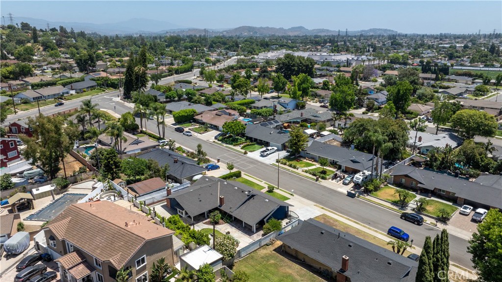 2119 E Denise Avenue