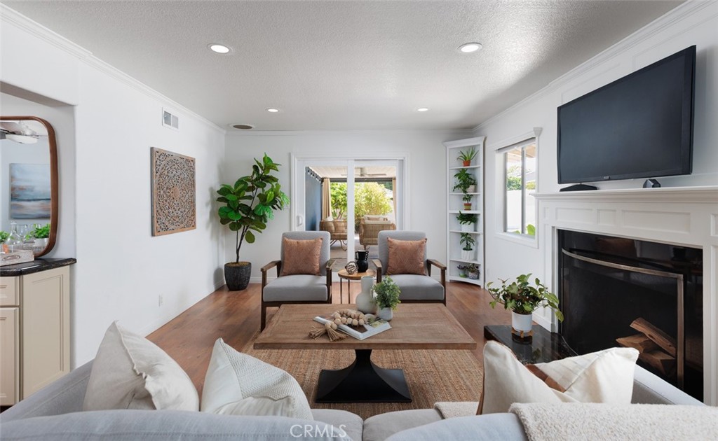 2119 E Denise Avenue