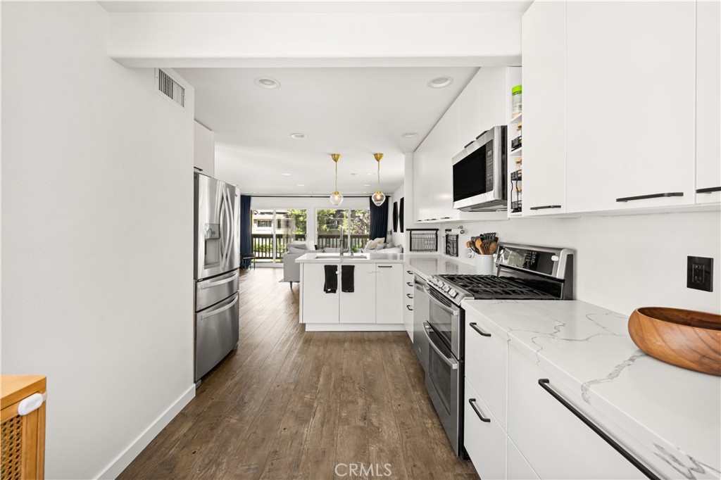 23261 Caminito Andreta 66