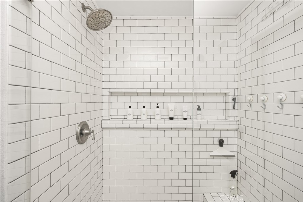 23261 Caminito Andreta 66