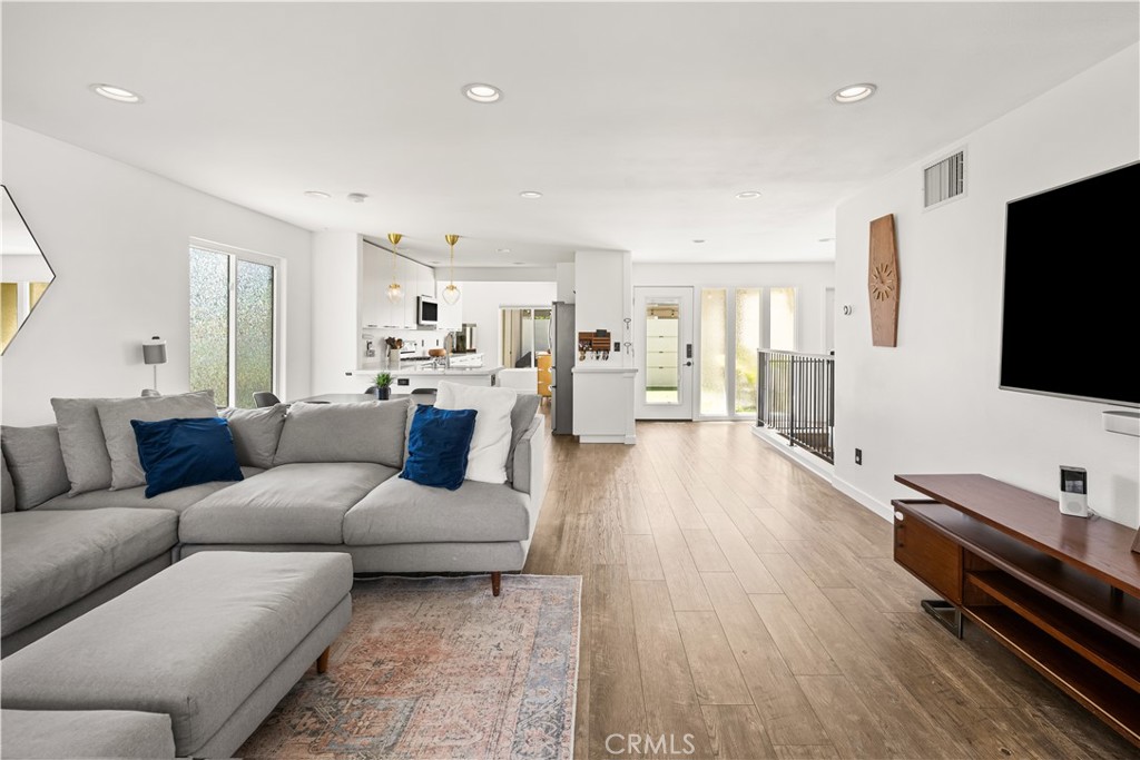 23261 Caminito Andreta 66