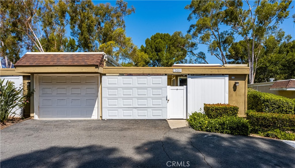 23261 Caminito Andreta 66