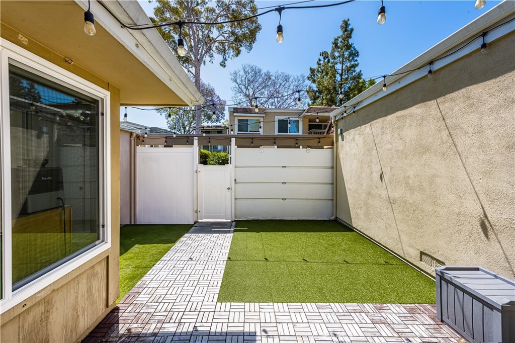 23261 Caminito Andreta 66