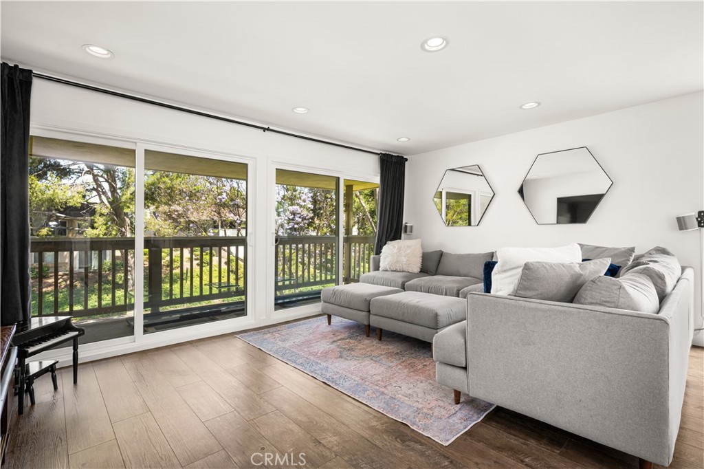 23261 Caminito Andreta 66