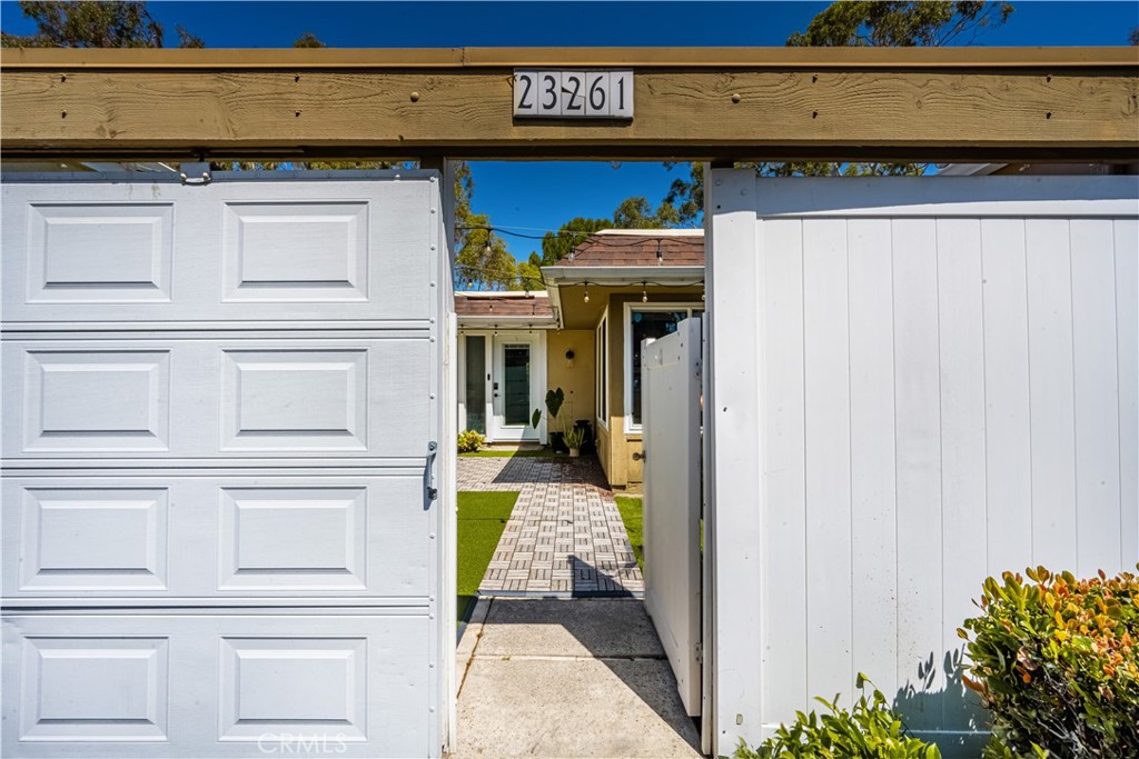 23261 Caminito Andreta 66