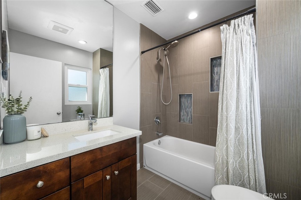 4513 East Cervato Street