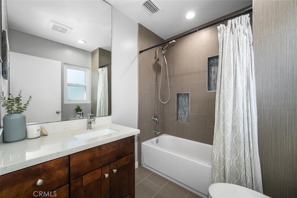 4513 East Cervato Street