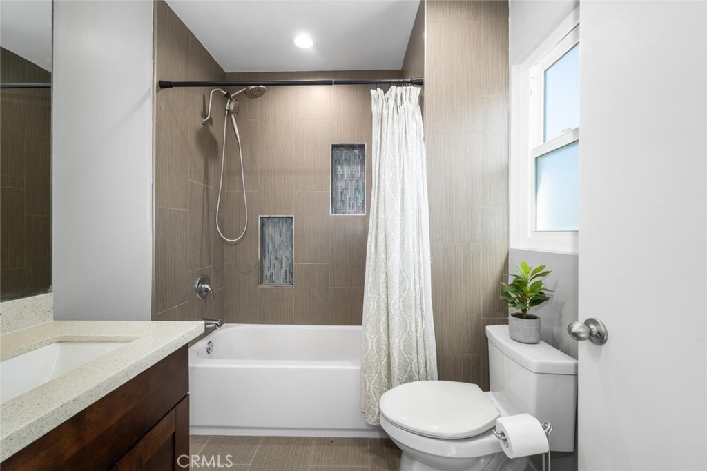 4513 East Cervato Street