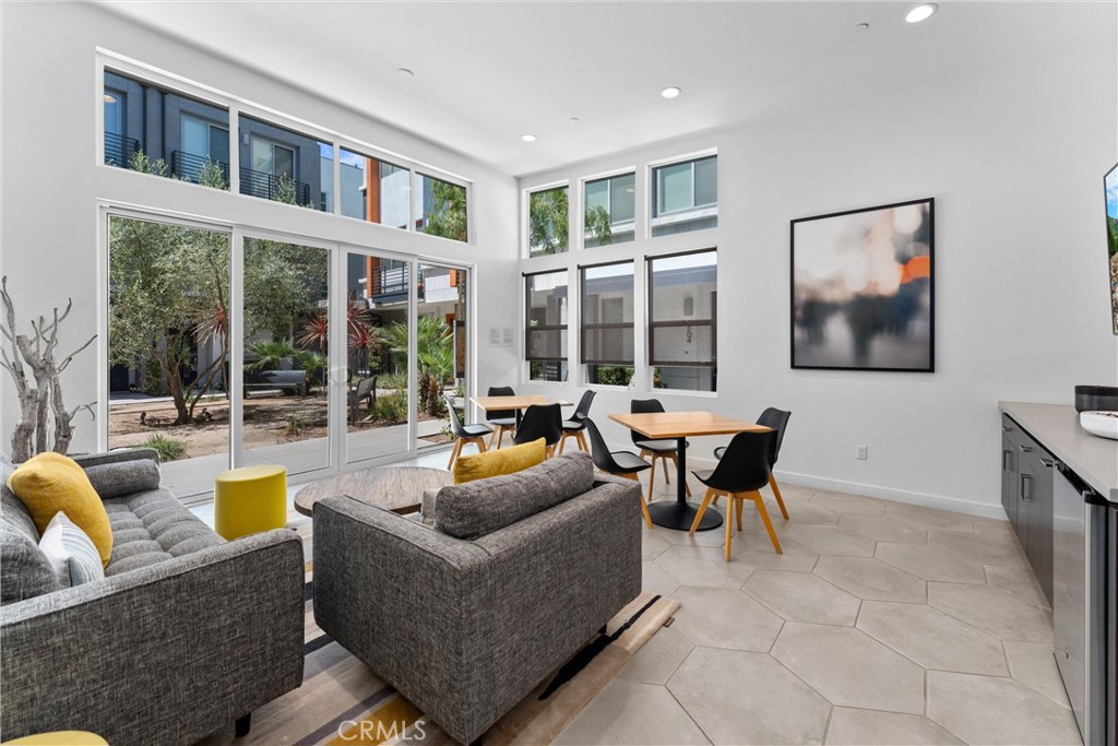 206 Alamo Court