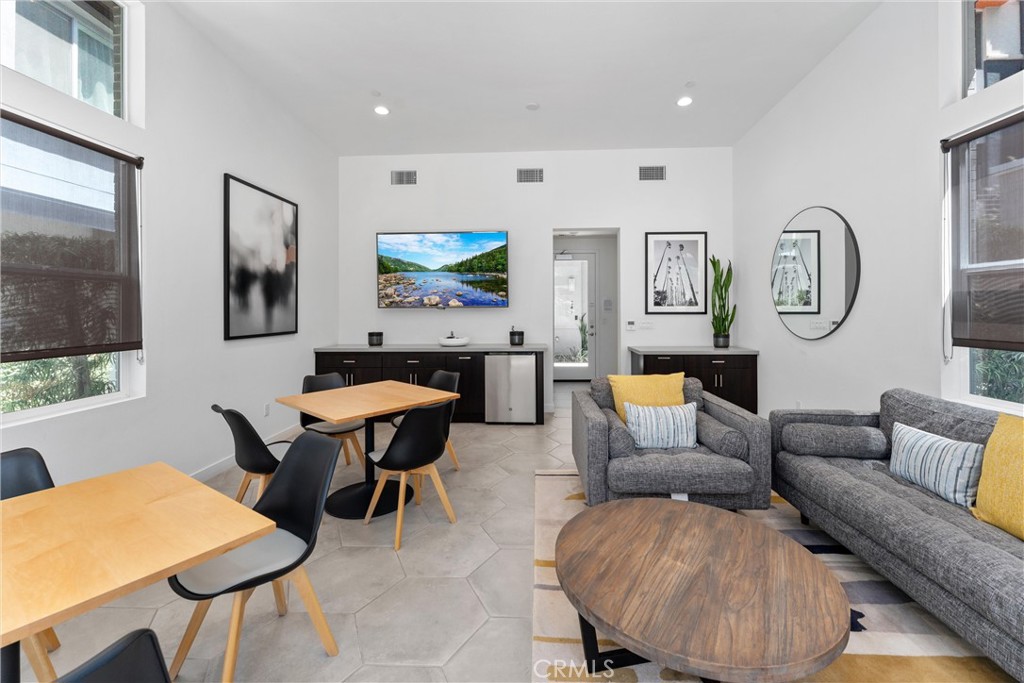 206 Alamo Court