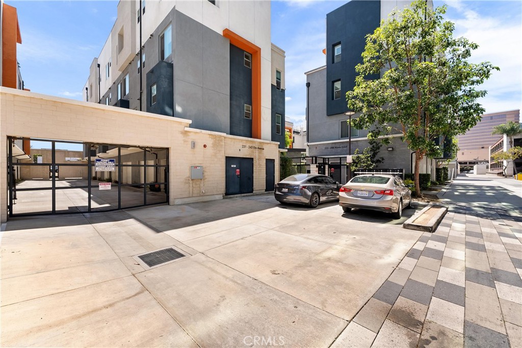 206 Alamo Court