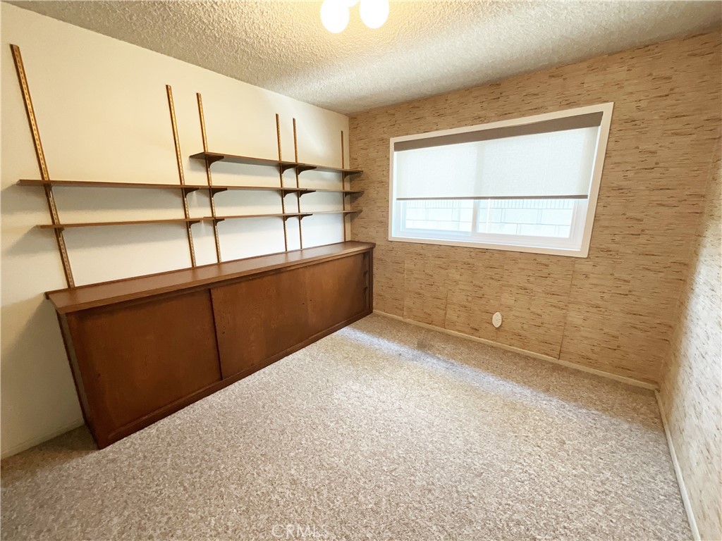 4349 Candleberry