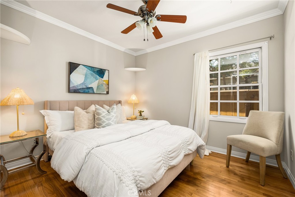 3725 Gardenia Avenue