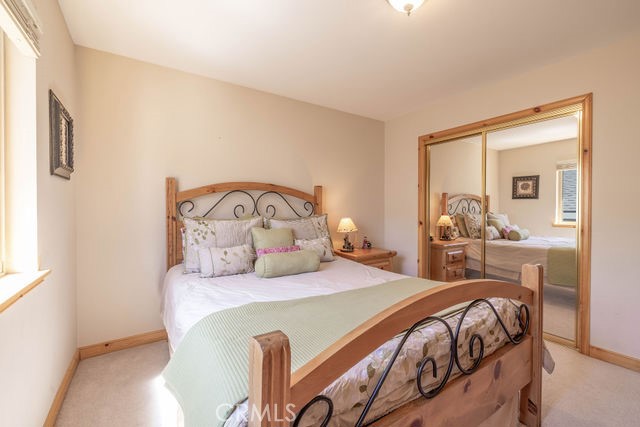 1332 La Crescenta Dr.