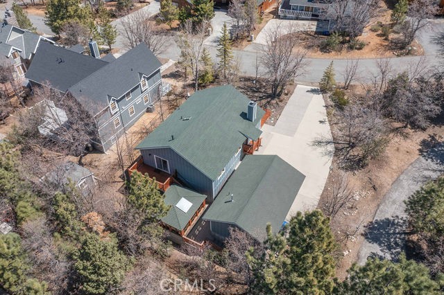 1332 La Crescenta Dr.