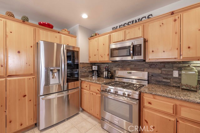 1332 La Crescenta Dr.