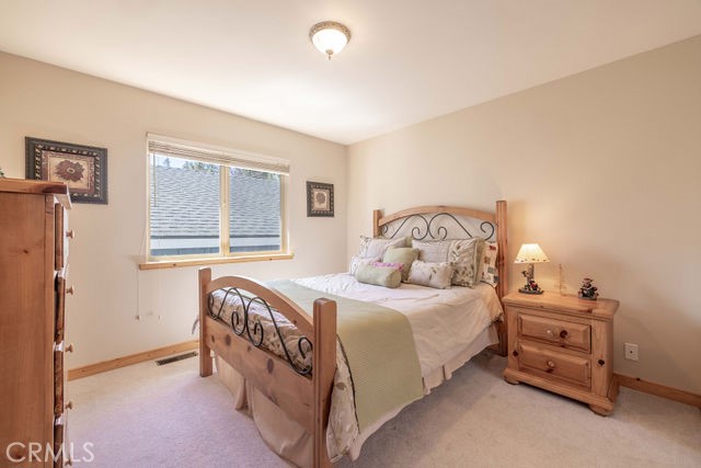 1332 La Crescenta Dr.