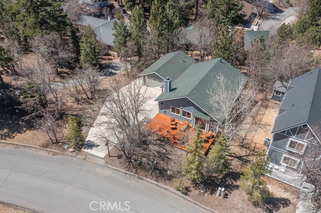 1332 La Crescenta Dr.