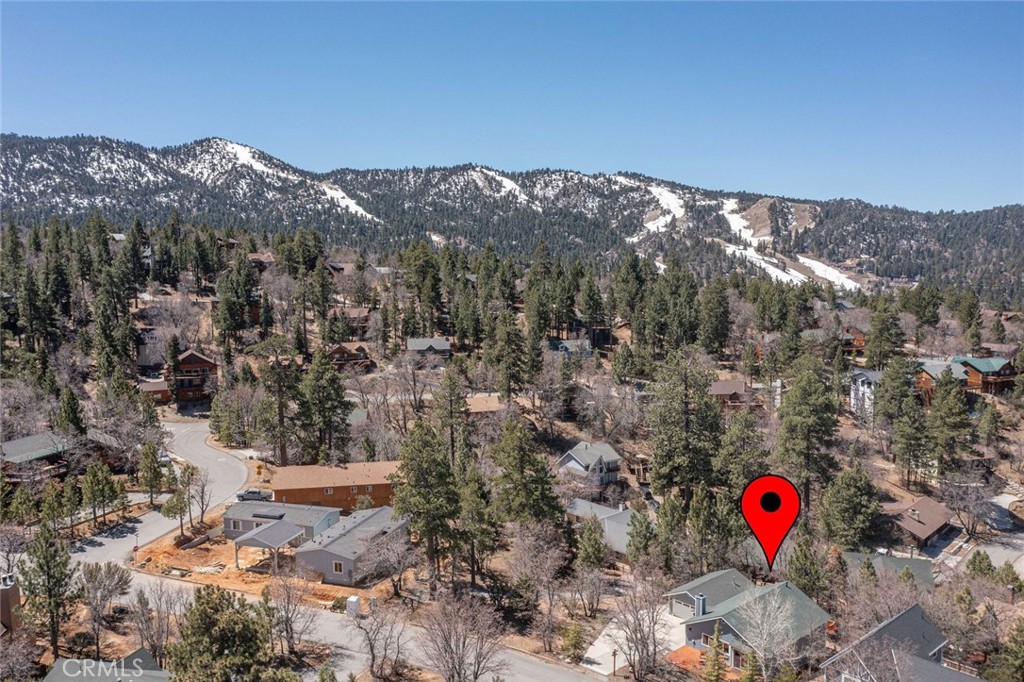 1332 La Crescenta Dr.