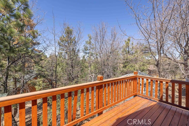 1332 La Crescenta Dr.