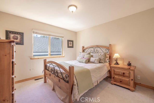 1332 La Crescenta Dr.