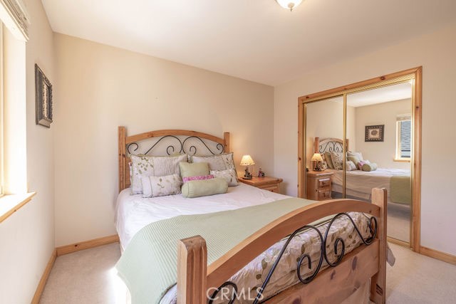 1332 La Crescenta Dr.