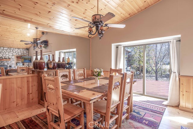 1332 La Crescenta Dr.