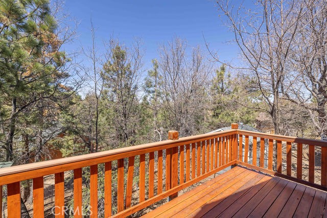 1332 La Crescenta Dr.