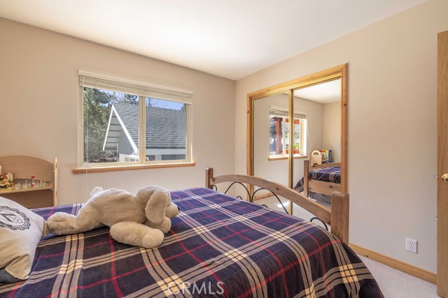 1332 La Crescenta Dr.